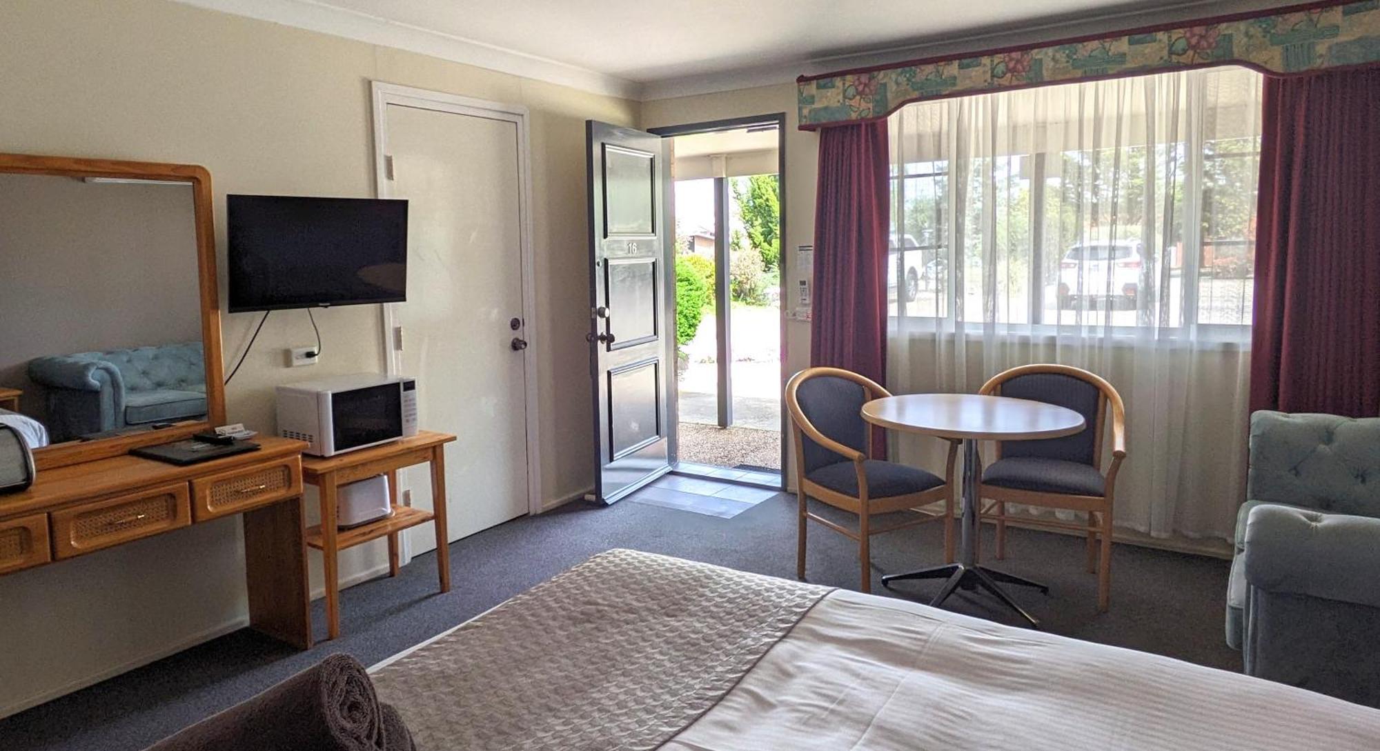 Highlands Motor Inn Oberon Eksteriør billede